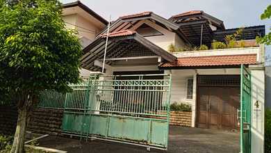 Dijual rumah Premium di Cinere, Jakarta Selatan - LT 284m²