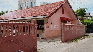 For Sale rumah Premium di Margonda, Depok - LT 350m²