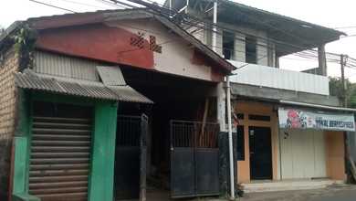 Rumah Untuk Workshop dan Gudang di Jalan Alternatif Puncak