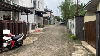 Rumah Dijual di Beji, Depok, LB 150m², Harga Kompetitif!