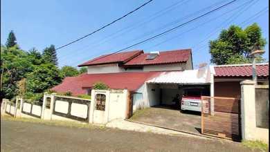 Rumah Mewah di Cinere, Jakarta Selatan, 6 KT, LT 942m²