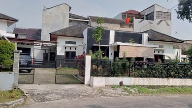 Kesempatan Langka, rumah Mewah di Tanah Sareal, Bogor, LB 330m²