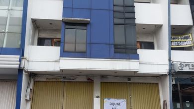 Ruko Gandeng 2 Siap Pakai 3,5 Lantai+rooftop Dekat Jalan Margonda