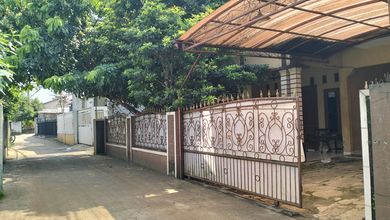 Properti Siap Pakai di Kawasan Cibinong, Bogor, LT 315m²