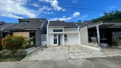 Dijual Rumah Strategis di Cibinong, Bogor - LT 84m²
