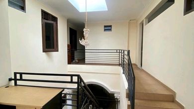 Rumah Area Premium Cipayung, Jakarta Timur - Harga Terbaik 3,8 Miliar