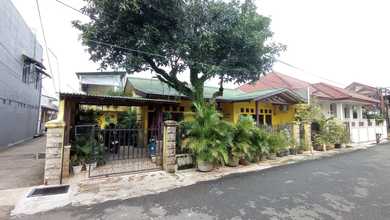 Kesempatan Rumah di Pancoran Mas, Depok, LB 120m², Harga 2,5 Miliar