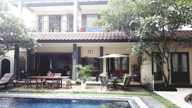 Rumah Area Luxury Kukusan, Depok - Harga Terbaik 8 Miliar