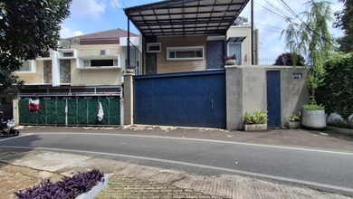 Rumah Elegan di Ciganjur, Jakarta Selatan, 6 KT, LT 251m²