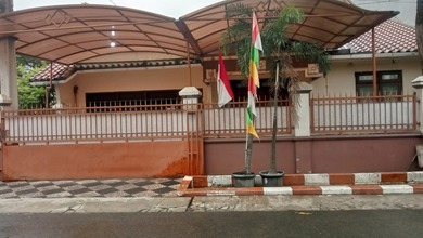Promo Rumah di Tugu, Depok, LB 180m², Harga 2,35 Miliar