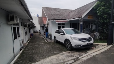 Kos 1 Lantai 15 Kamar di Kukusan Tekhnik Okupensi100% Harga Pasar