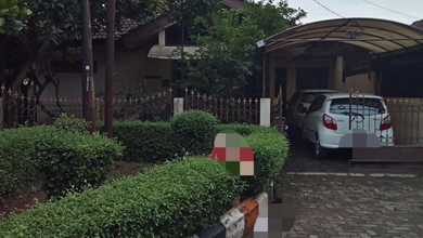 Rumah Mewah di Pamulang, Tangerang Selatan, 4 Kamar Tidur, LT 345m²