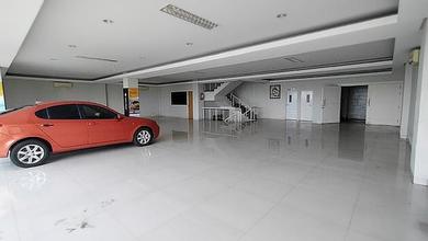 Turun Harga Gedung Ex Showroom di Raya Kartini, 4Lantai Ada Lift